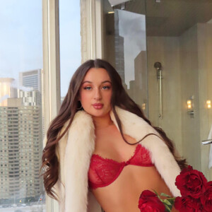 Brunettebabyy video